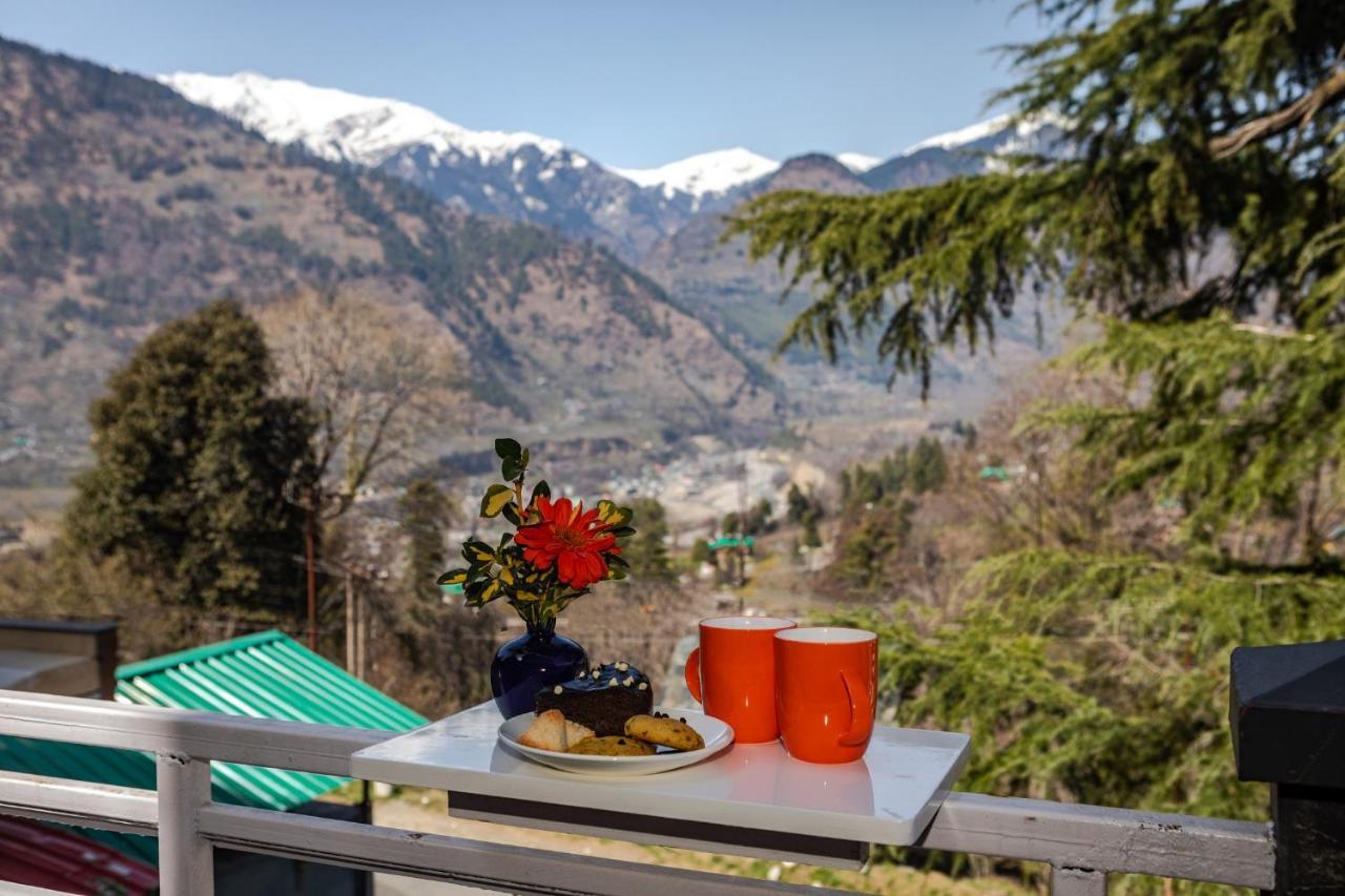 Anand Vardhan Manali (Himachal Pradesh)